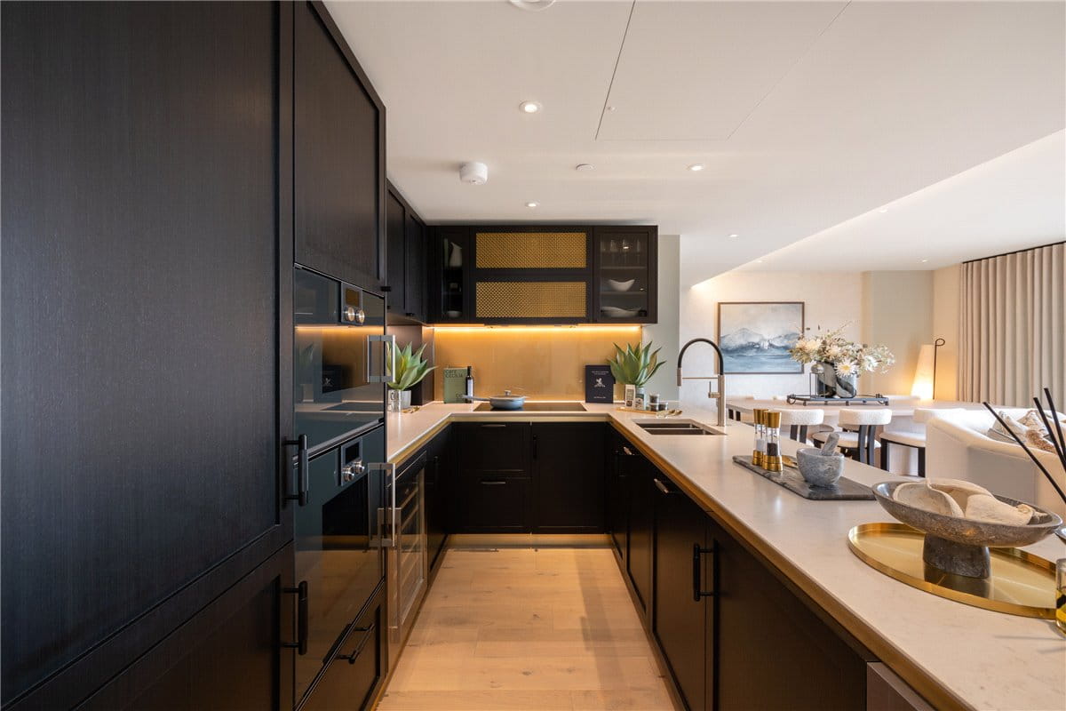 2 bedroom flat, Waterfront Drive, Chelsea Waterfront SW10 - Available