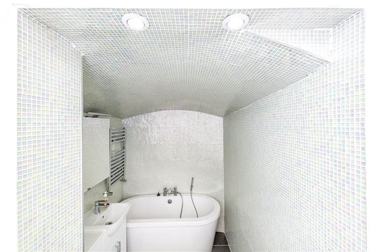 4 bedroom house, Limerston Street, Chelsea SW10 - Sold