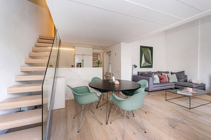 1 bedroom flat, Airlie Gardens, Kensington W8 - Available