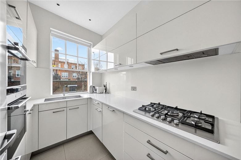 4 bedroom flat, Wynnstay Gardens, Kensington W8 - Available