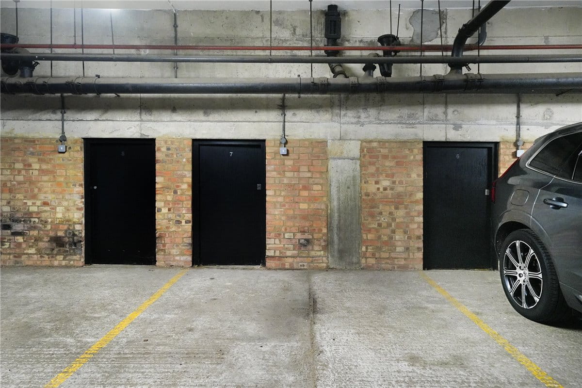  bedroom , Radnor Walk, London SW3 - Sold