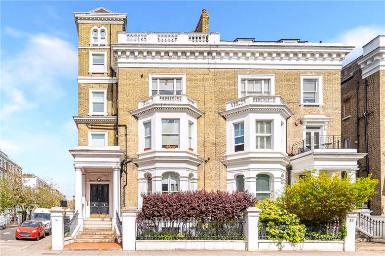 1 bedroom flat, Redcliffe Gardens, Chelsea SW10 - Available