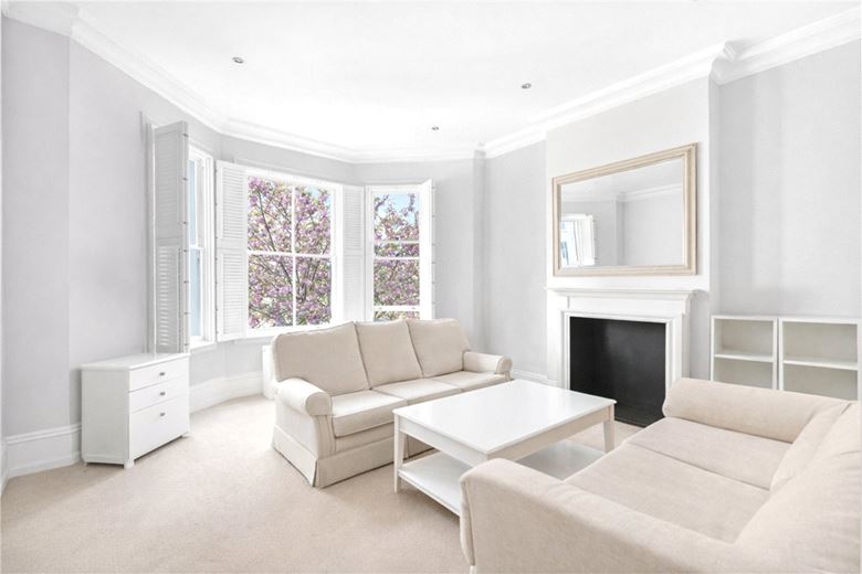 1 bedroom flat, Redcliffe Gardens, Chelsea SW10 - Available