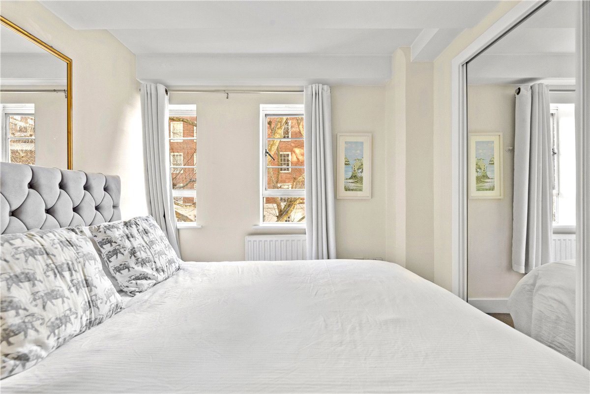 1 bedroom flat, Sloane Avenue, Chelsea SW3 - Available