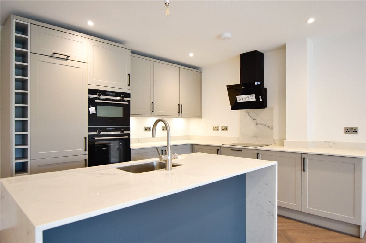 4 bedroom house, Hauxton Road, Little Shelford CB22 - Sold