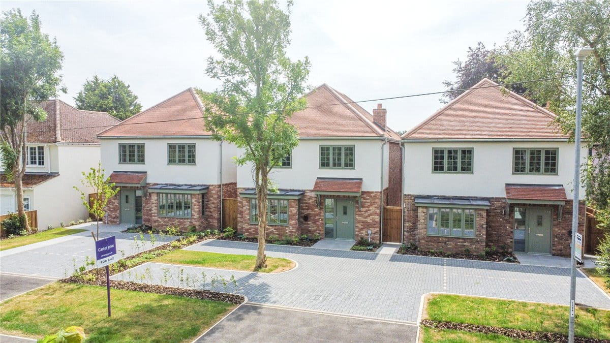 4 bedroom house, Hauxton Road, Little Shelford CB22 - Sold