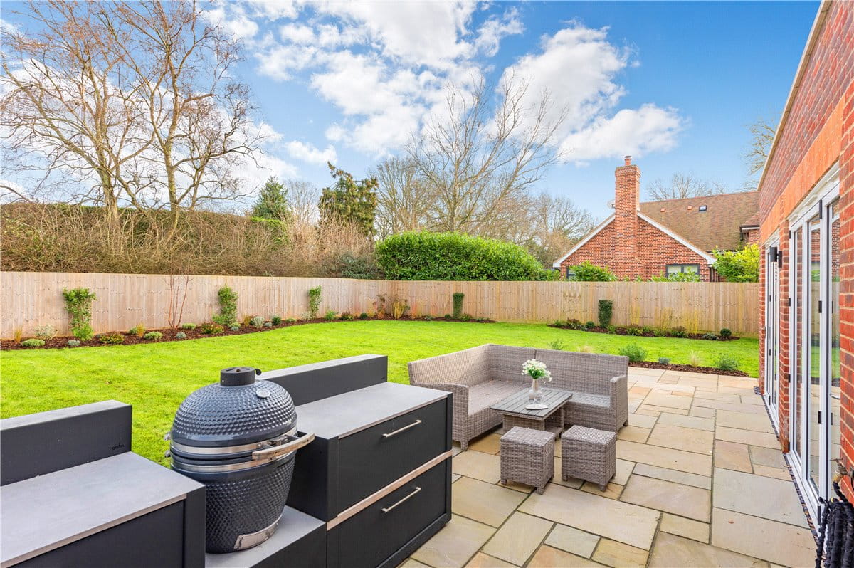 5 bedroom house, Oakfields, Preston SG4 - Sold