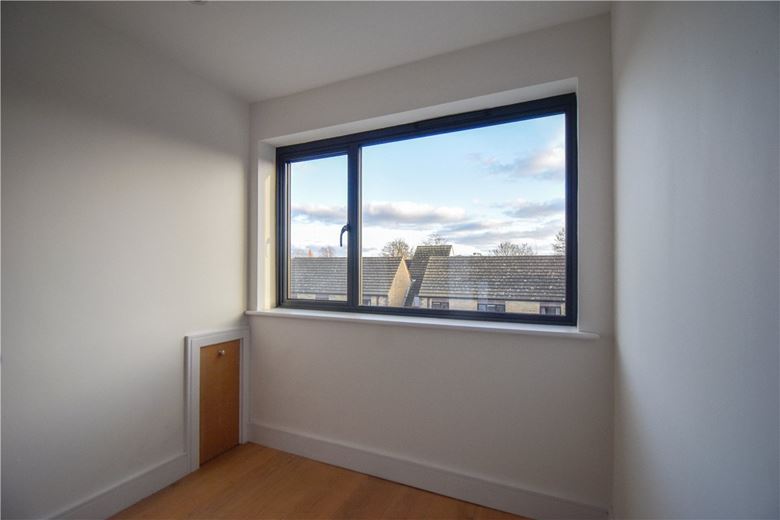 3 bedroom house, High Street, Chesterton CB4 - Available