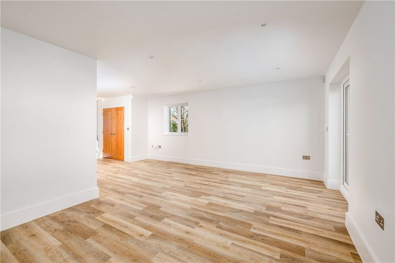 3 bedroom house, Bannold Road, Waterbeach CB25 - Available