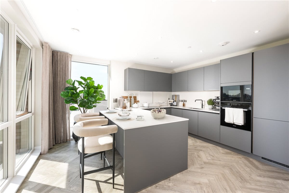 3 bedroom flat, Eddington Avenue, Eddington CB3 - Available