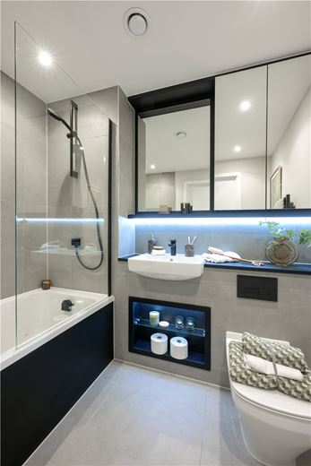 2 bedroom flat, Eddington Avenue, Cambridge CB3 - Available