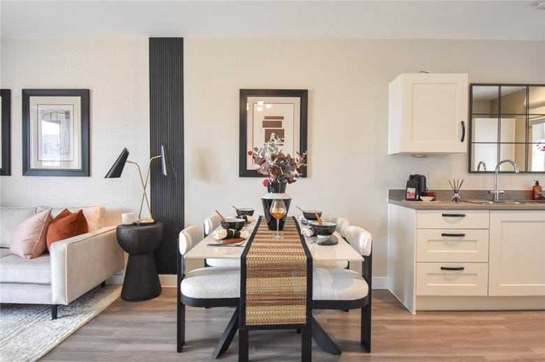 2 bedroom maisonette, Brigettine Square, Cherry Hinton CB1 - Available