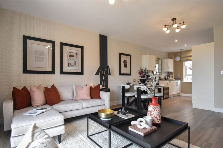 2 bedroom maisonette, Brigettine Square, Cherry Hinton CB1 - Available