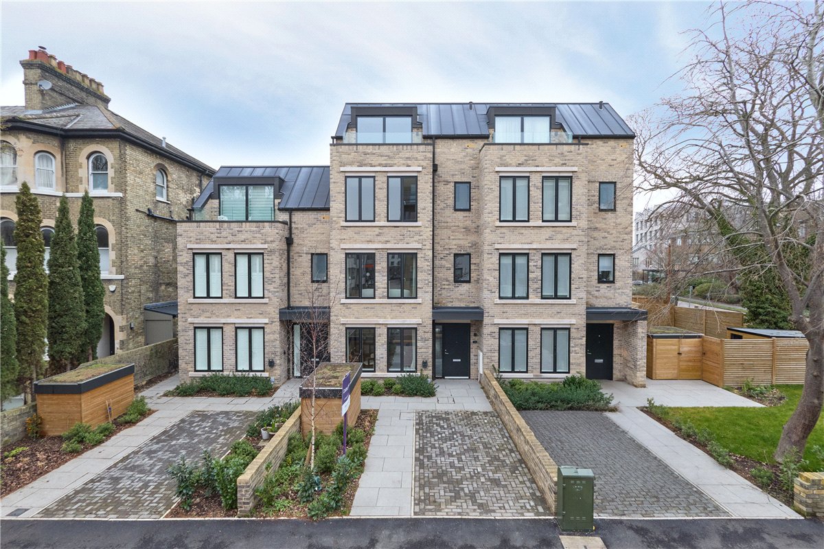 4 bedroom house, Fitzwilliam Road, Off Brooklands Avenue, Cambridge CB2 - Available