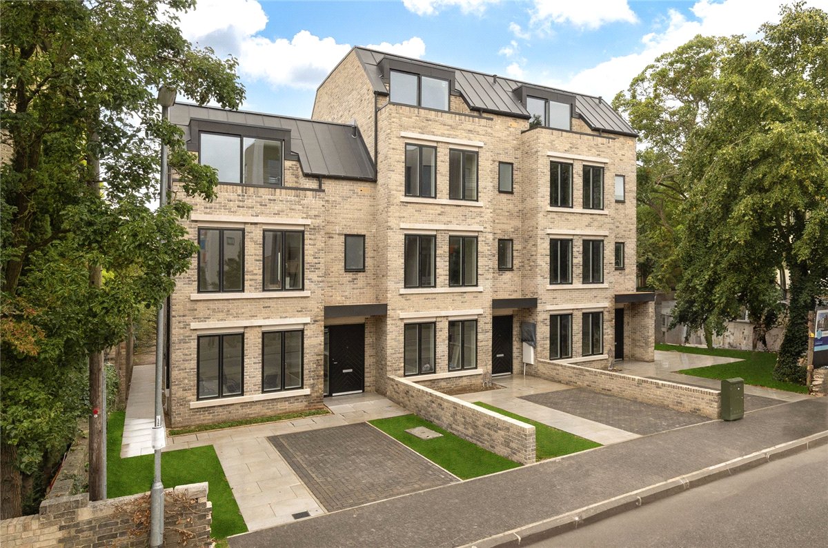 4 bedroom house, Fitzwilliam Road, Off Brooklands Avenue, Cambridge CB2 - Available