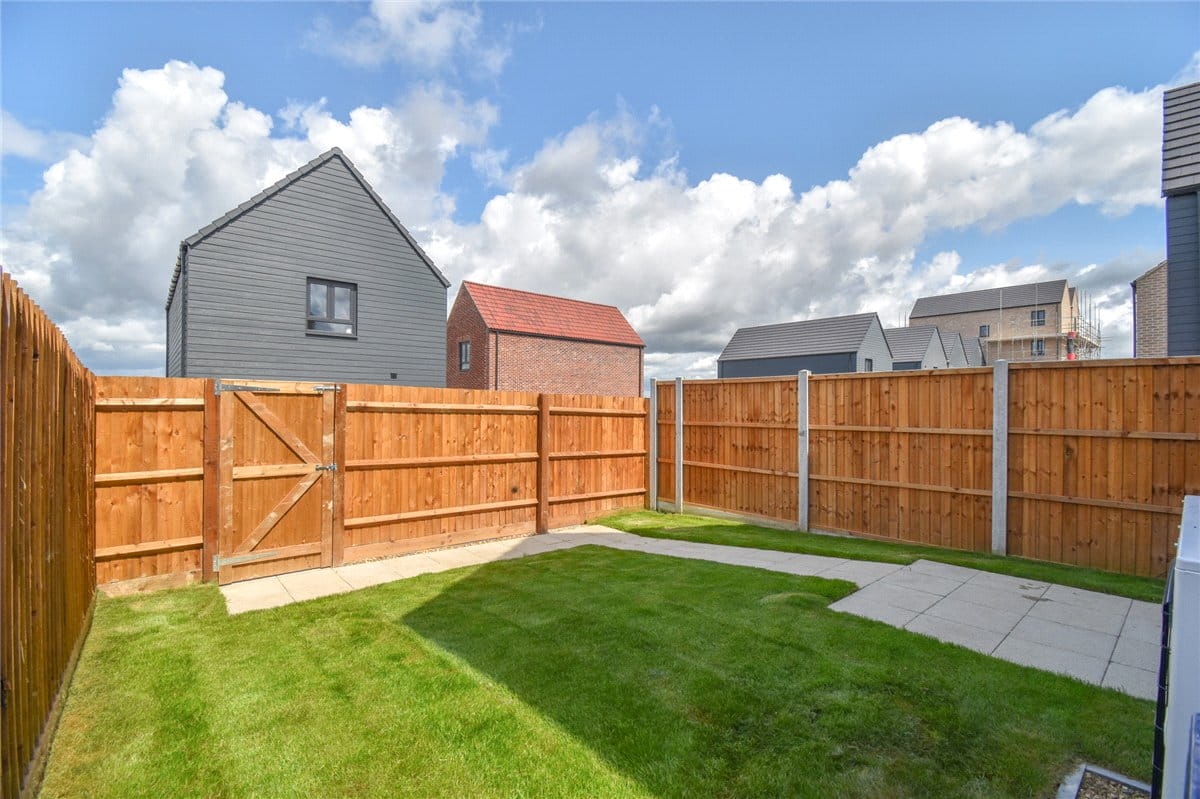 2 bedroom house, Edward Grange Street, Cherry Hinton CB1 - Available