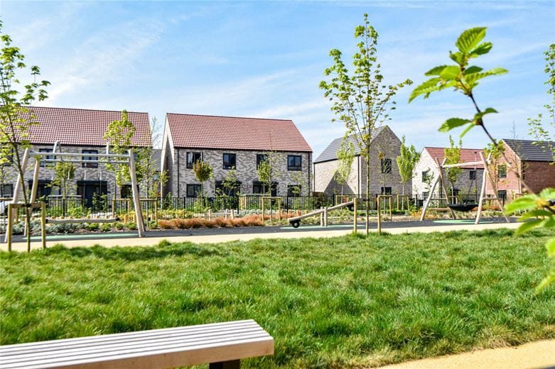 4 bedroom house, Grain Walk, Cherry Hinton CB1 - Available