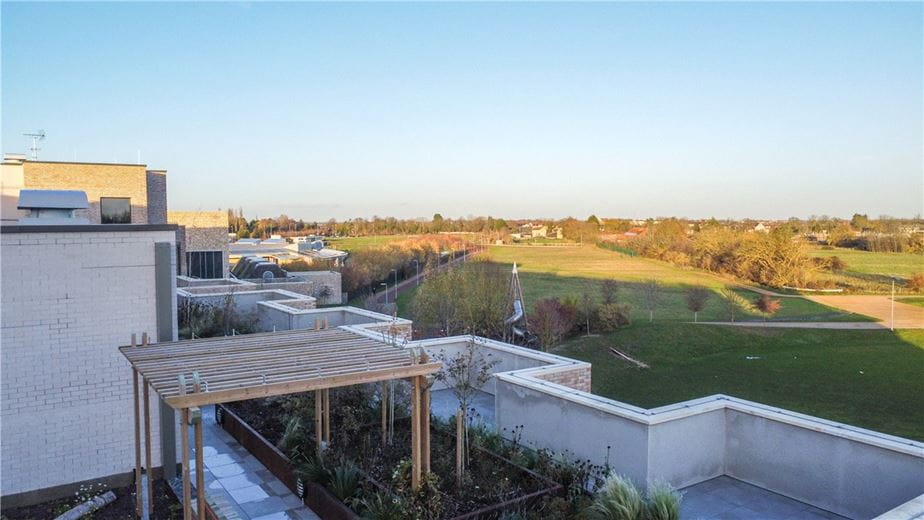 2 bedroom flat, Knights Park, Eddington CB3 - Available