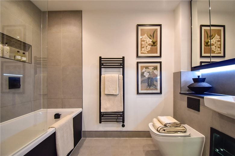 1 bedroom flat, Knights Park, Eddington CB3 - Available