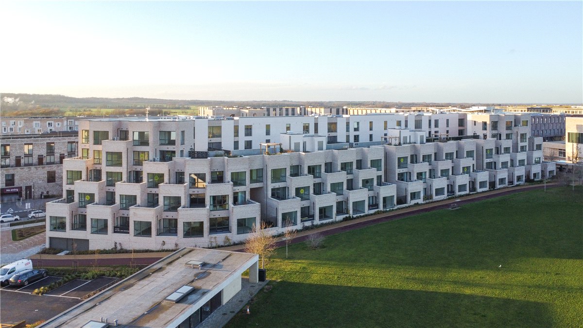 1 bedroom flat, Knights Park, Eddington CB3 - Available