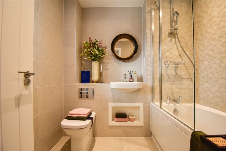 4 bedroom house, Saffron Way, Cambridge CB1 - Available