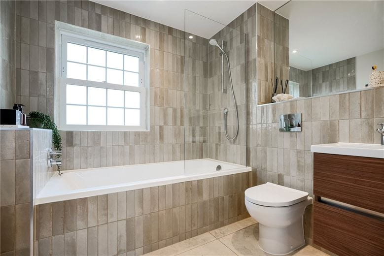 2 bedroom house, Perne Road, Cambridge CB1 - Available