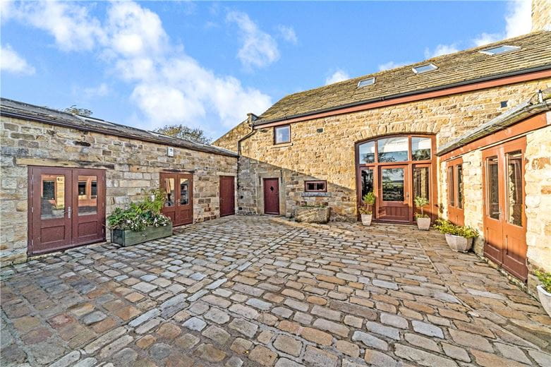 6 bedroom house, Norwood, Near Harrogate HG3 - Available