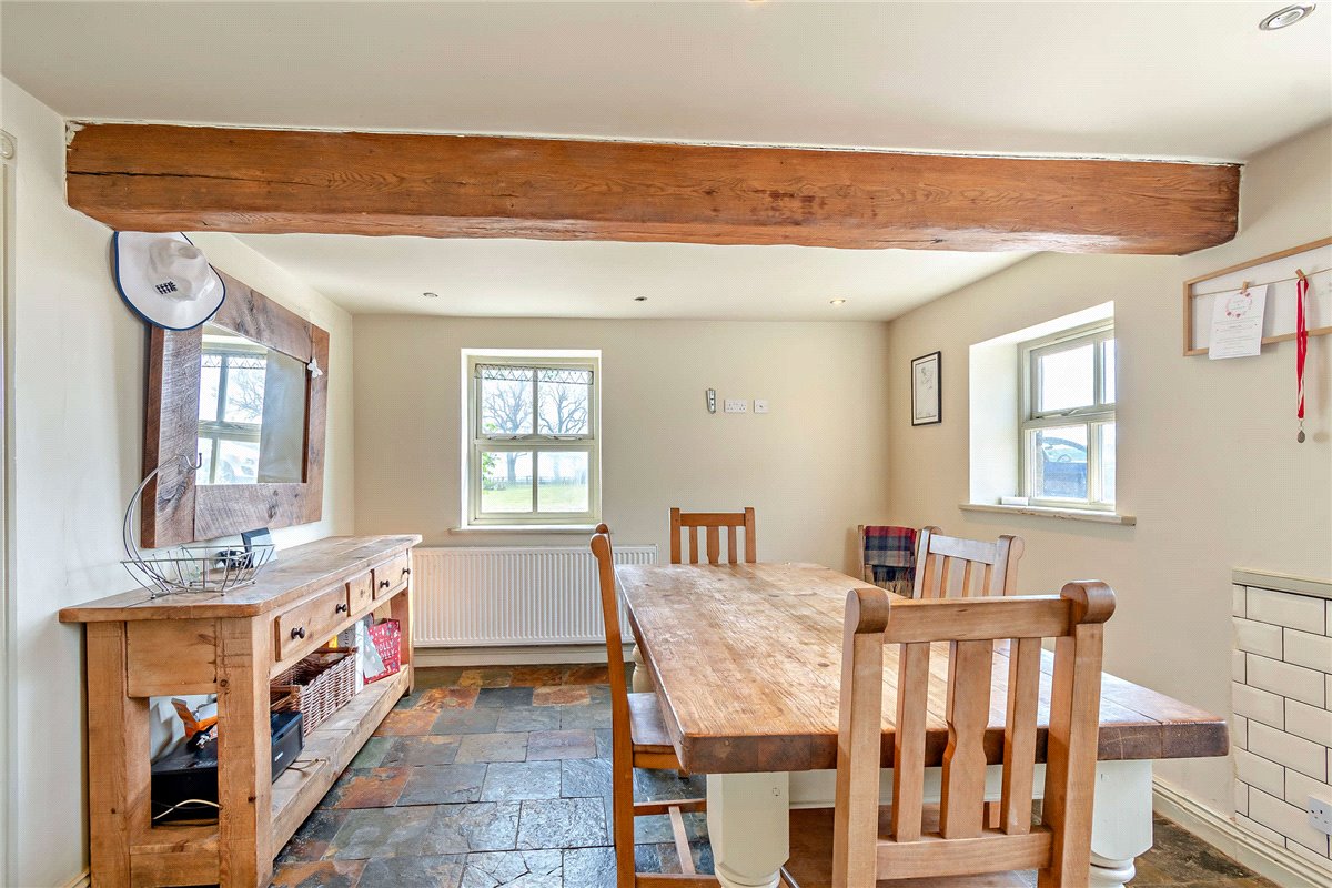 4 bedroom house, Skipton Road, Felliscliffe HG3 - Sold