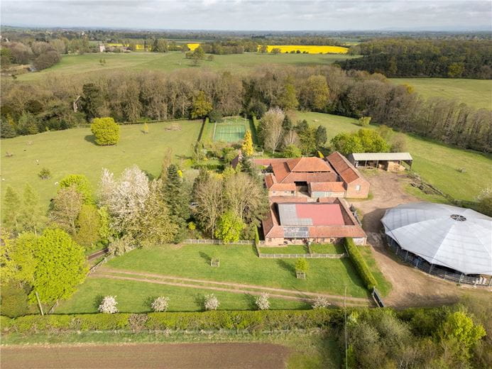  bedroom house, Residential Development Opportunity, Low Farm Barns YO26 - Available
