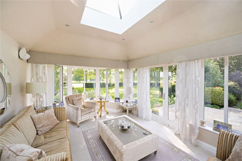 4 bedroom house, Woodgate Lane, Weeton LS17 - Available