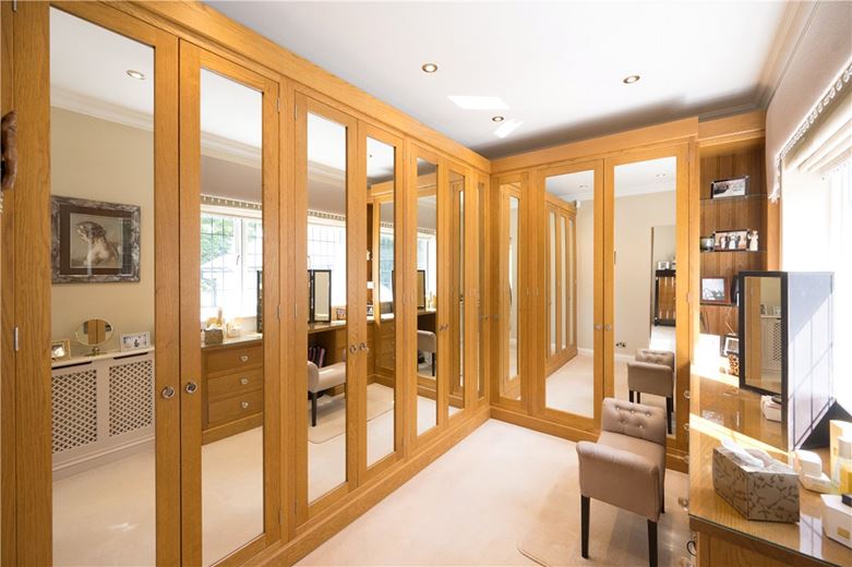 4 bedroom house, Woodgate Lane, Weeton LS17 - Available