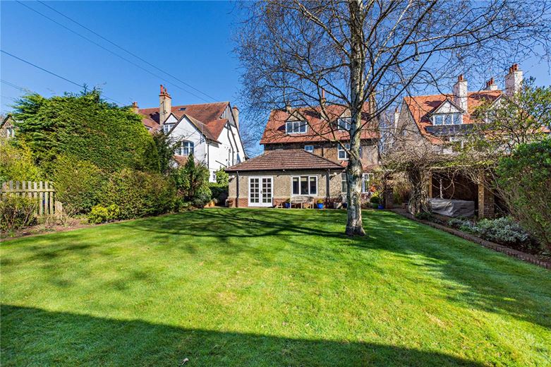 5 bedroom house, Harrogate, North Yorkshire HG2 - Available