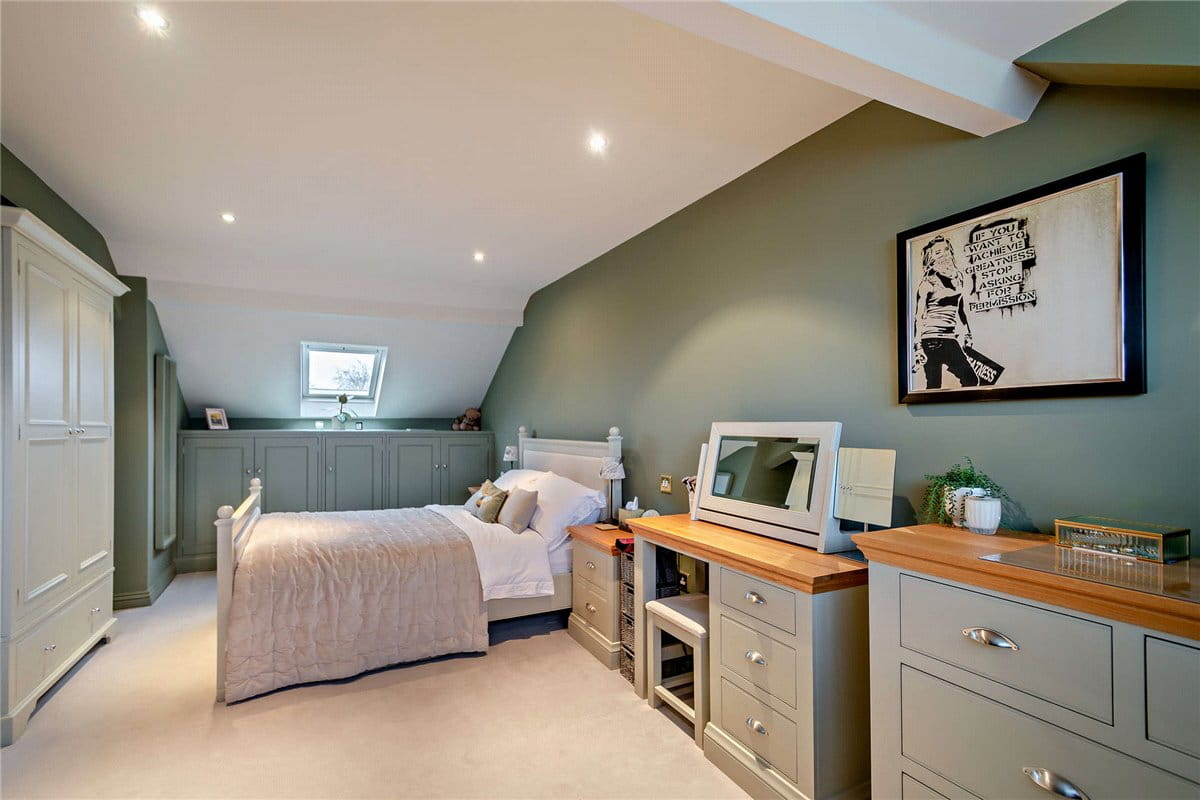 5 bedroom house, Queen Parade, Harrogate HG1 - Sold