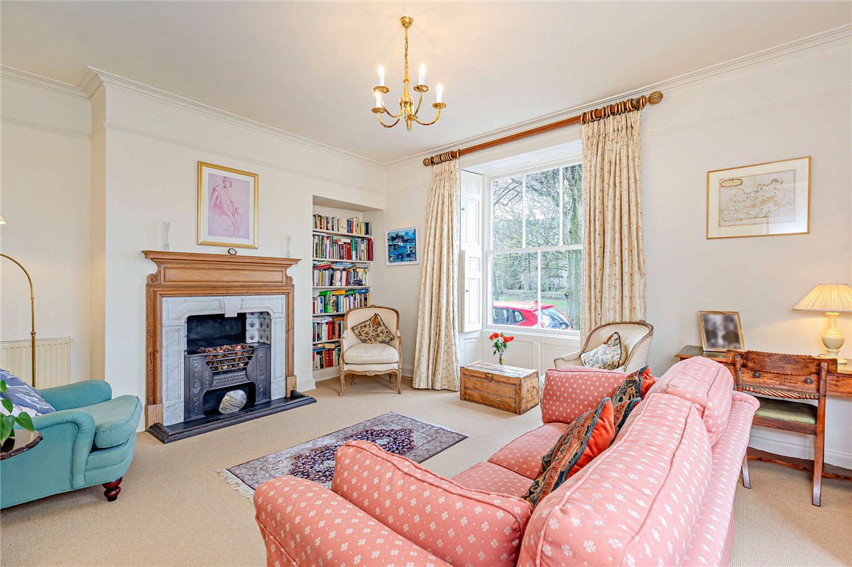 5 bedroom house, Church Square, Harrogate HG1 - Available