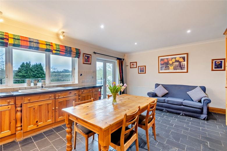 5 bedroom house, Nidd Bank, Knaresborough HG5 - Sold