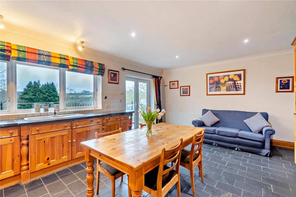 5 bedroom house, Nidd Bank, Knaresborough HG5 - Sold