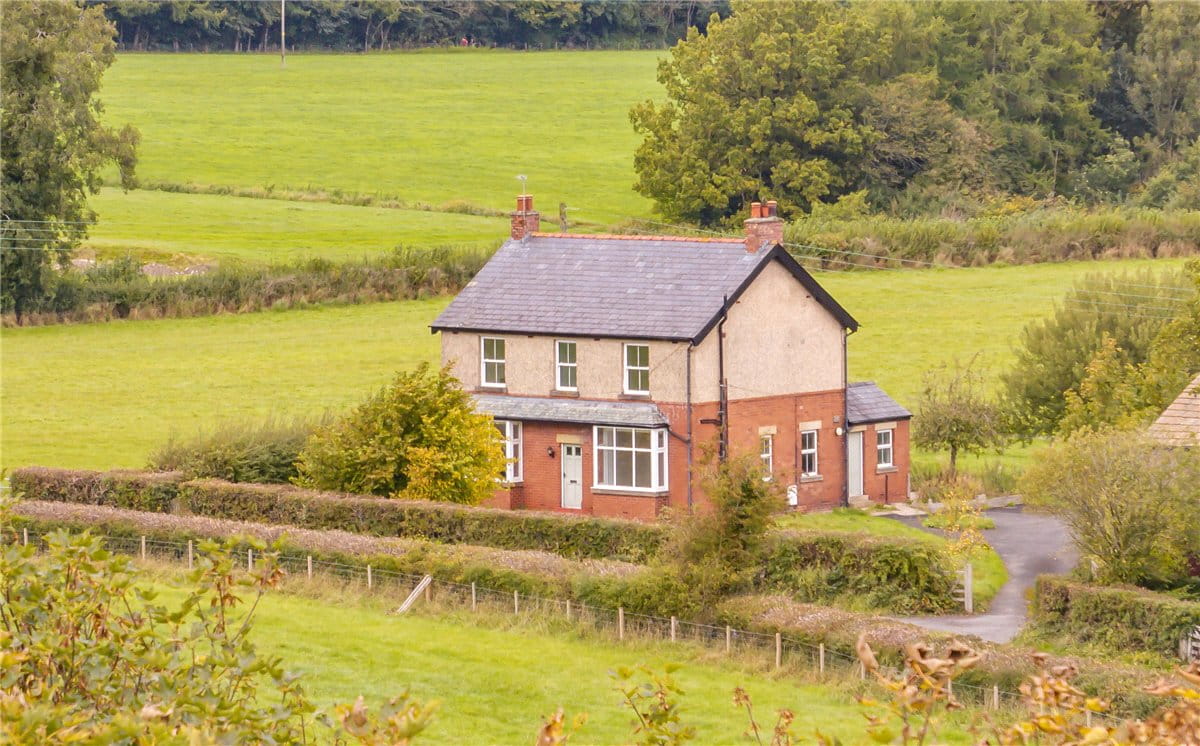 4 bedroom house, Bradhurst Farmhouse, Stonyhurst BB7 - Available