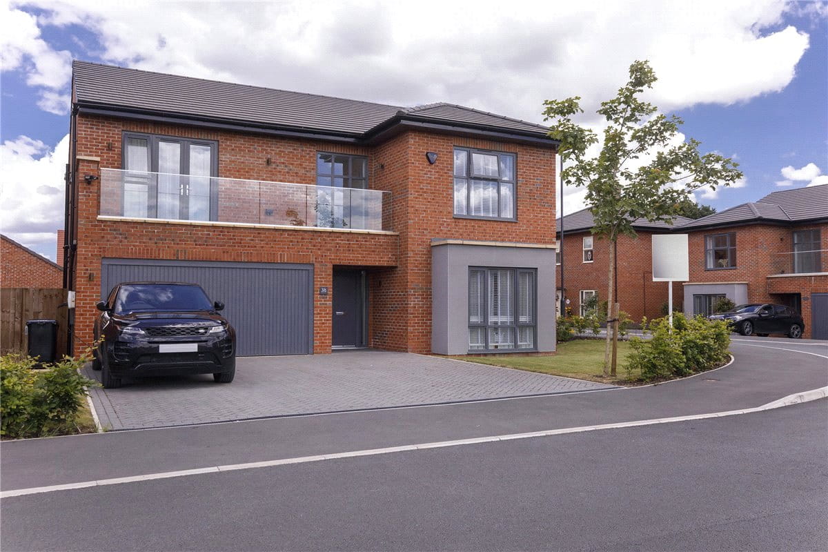 5 bedroom house, Hughlings Close, Green Hammerton YO26 - Available