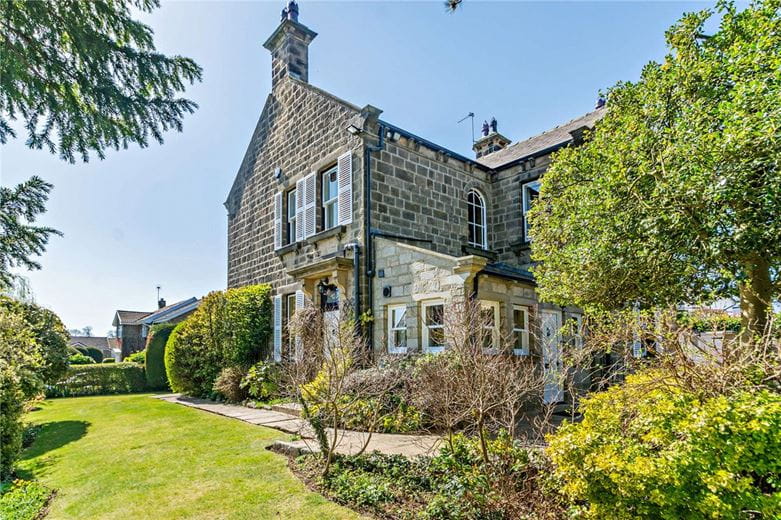 3 bedroom house, Strait Lane, Huby LS17 - Sold