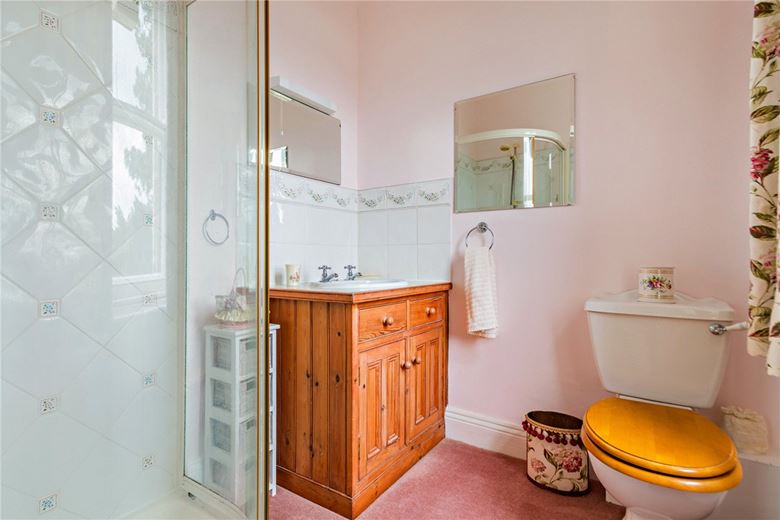 3 bedroom house, Strait Lane, Huby LS17 - Sold