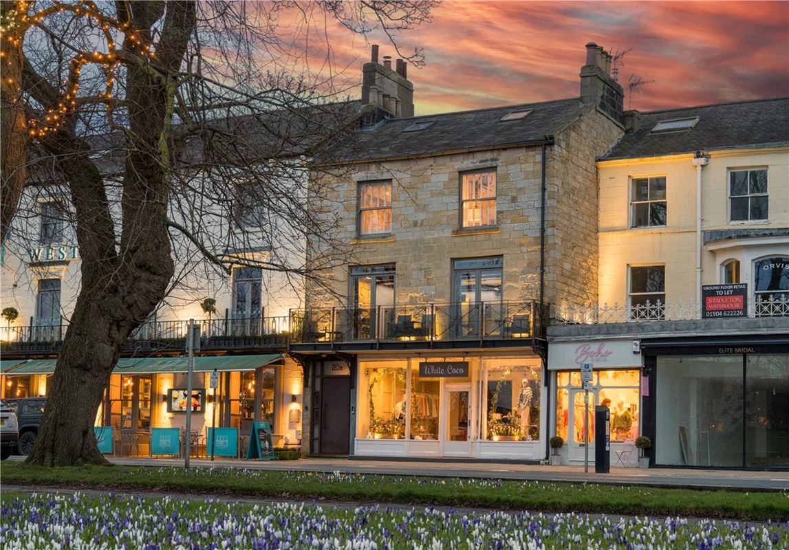  bedroom flat, West Park, Harrogate HG1 - Available