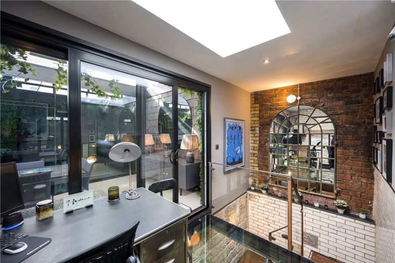  bedroom flat, West Park, Harrogate HG1 - Available