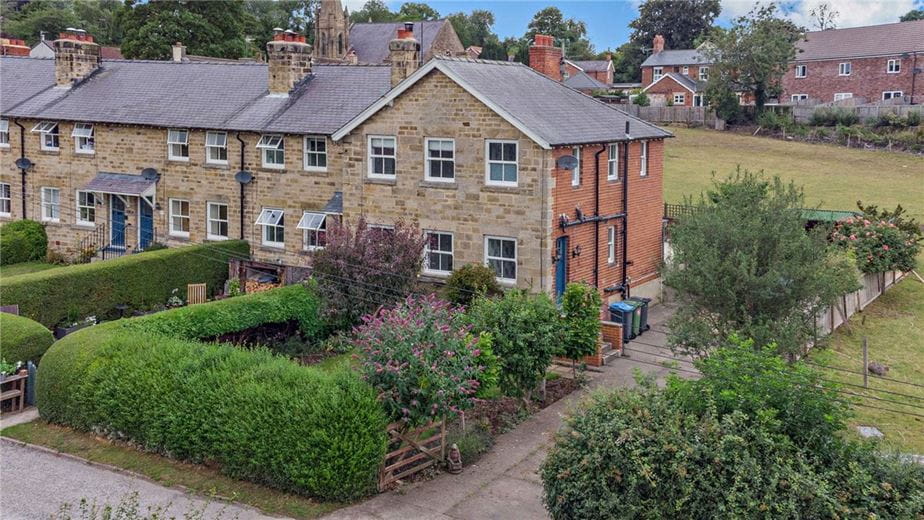 3 bedroom house, Bridge View, West Tanfield HG4 - Available