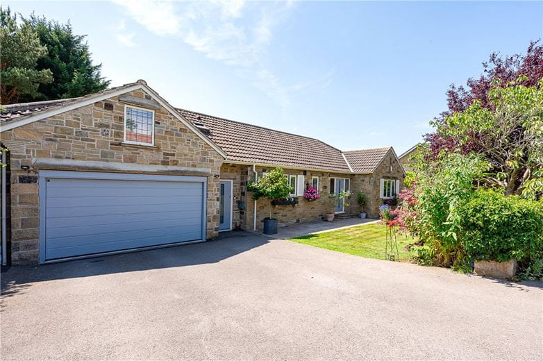 3 bedroom , Crabtree Green, Collingham LS22 - Available