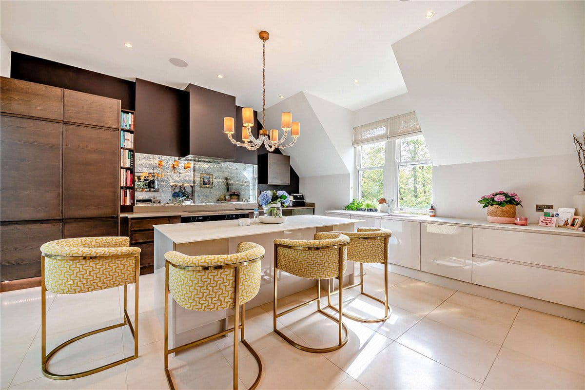 3 bedroom flat, Victoria Avenue, Harrogate HG1 - Sold STC