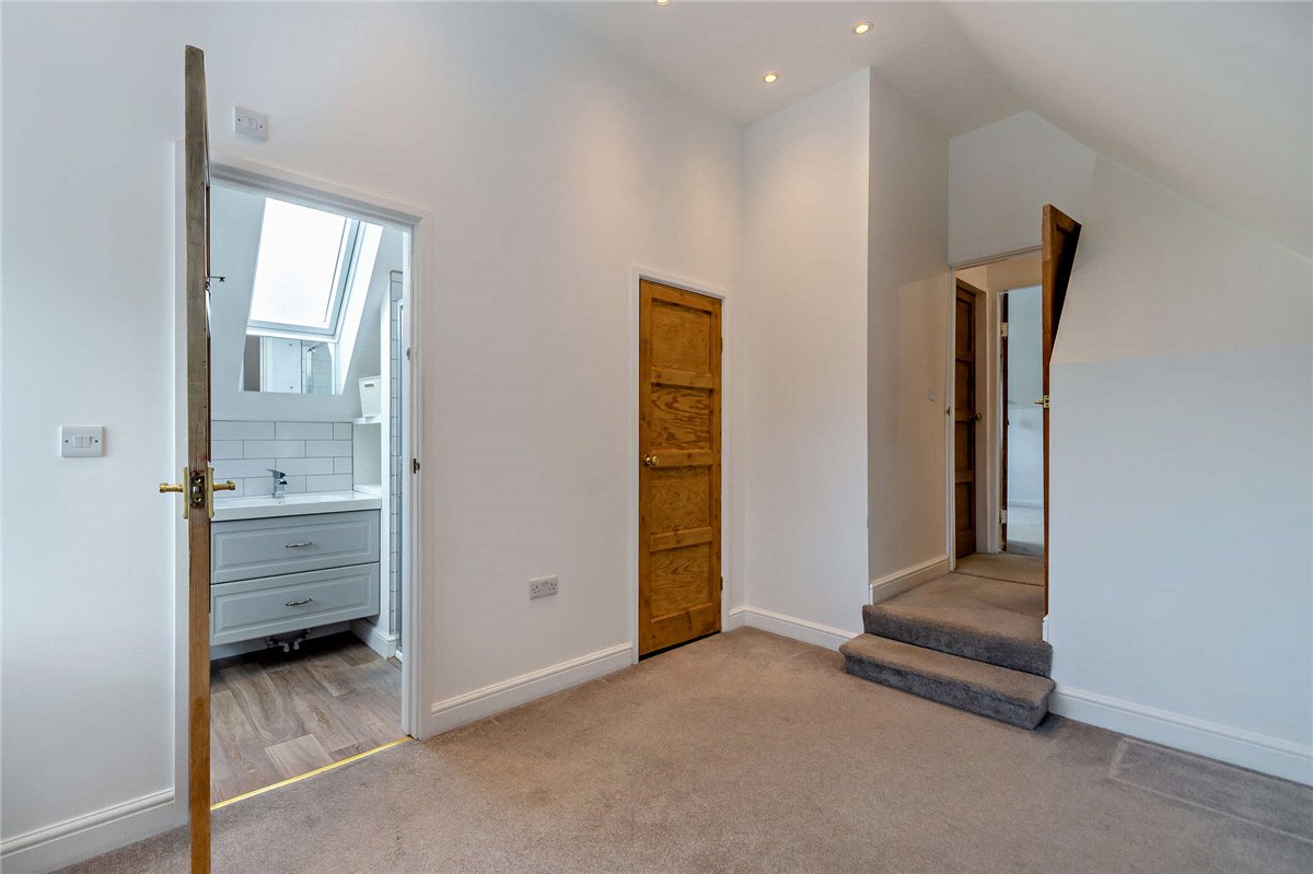 4 bedroom house, Hillside, Follifoot HG3 - Available