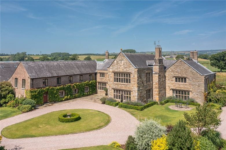 6 bedroom house, Osbaldeston, Near Blackburn BB2 - Available