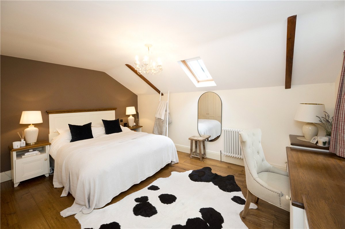 5 bedroom house, Felliscliffe, Near Harrogate HG3 - Available