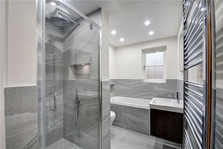 3 bedroom house, Plot 2, Granby Farm Grove, Harrogate HG1 - Available