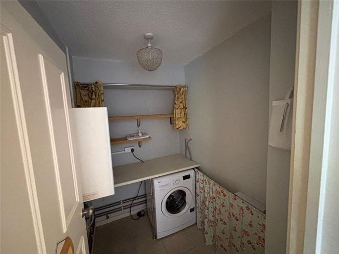 1 bedroom flat, Lichfield Grove, Harrogate HG3 - Available